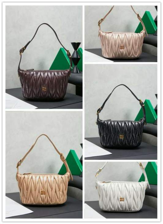 Picture of Miu Miu Handbags _SKUfw208749825fw